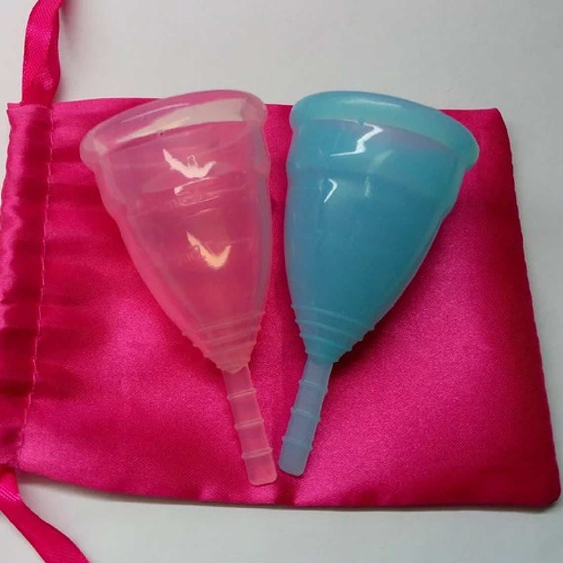 Pack Copa Menstrual (2 Unidades) + Vaso Esterilizador 2