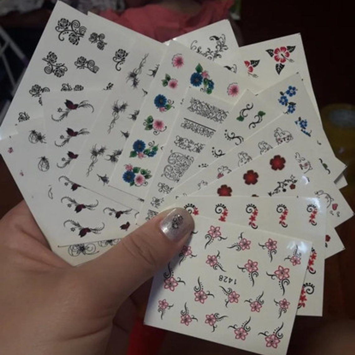 130 Hojas De Stickers Al Agua Para Uñas  7