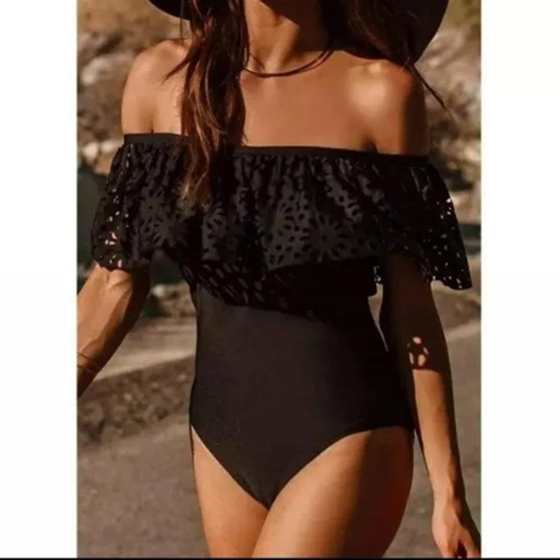 Traje De Baño Negro Sin Hombros 1