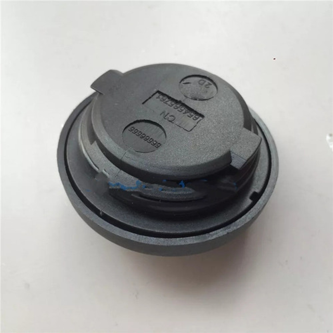 Tapa De Aceite Chevrolet Cruze Orlando Sonic Original 2