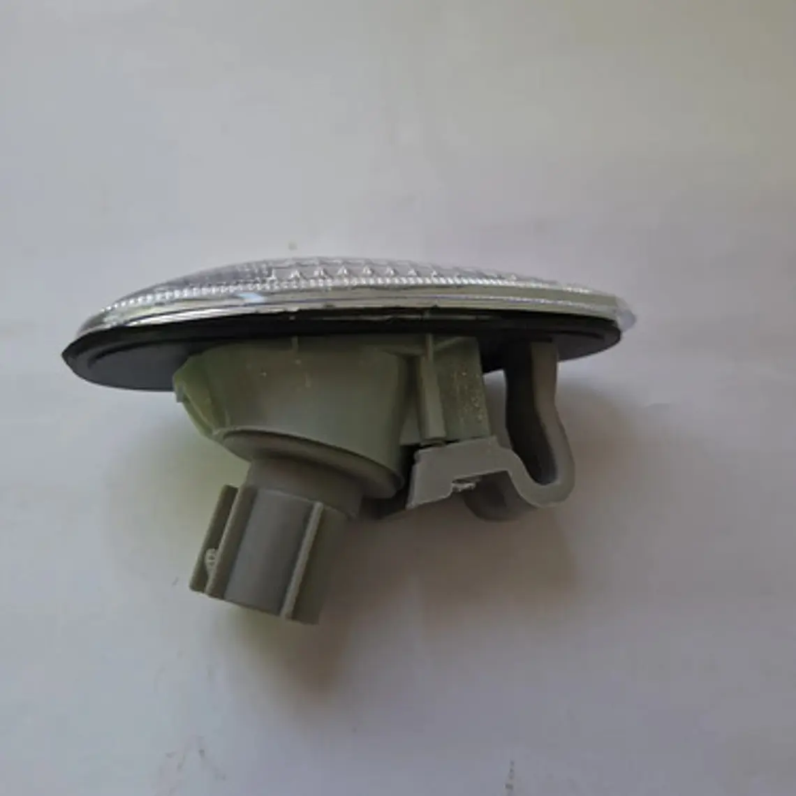 Foco Lateral Tapabarro Mitsubishi Montero Lancer  2000-2006 2