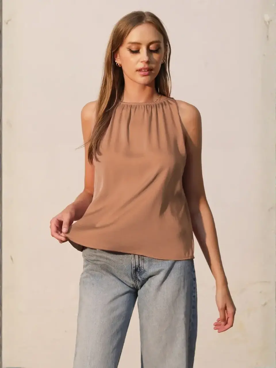 Blusa Americana de Seda Beige Camel para Mujer 4