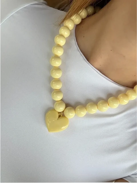 Collar Corazón Unicolor Beige y Amarillo Mantequilla