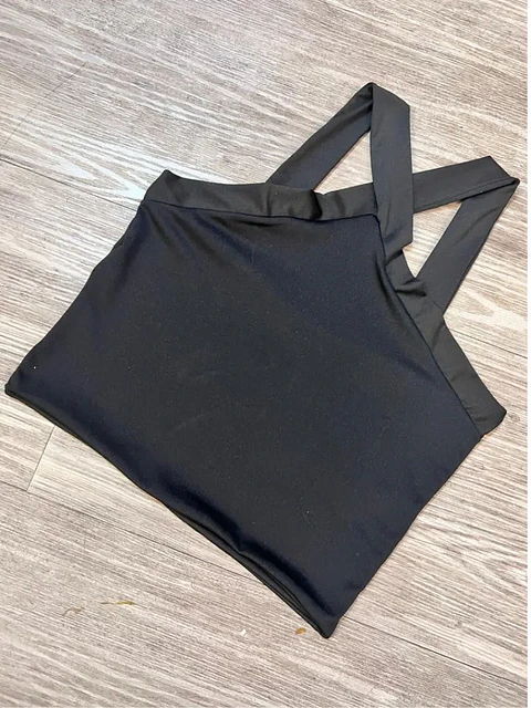 Crop Top Asimétrico de Lycra Nude para Mujer