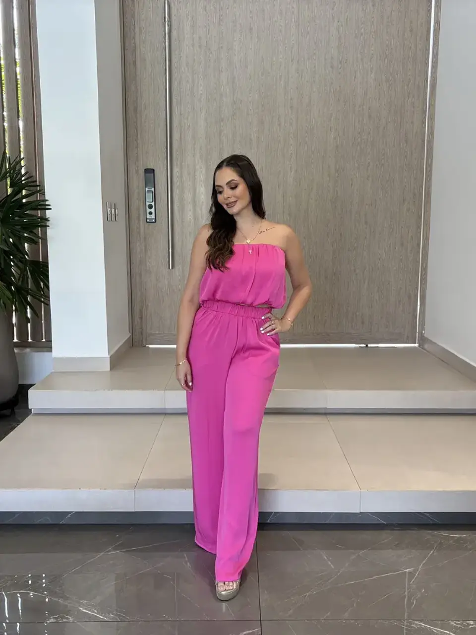 Crop Top Strapless Americano de Seda Fucsia 1