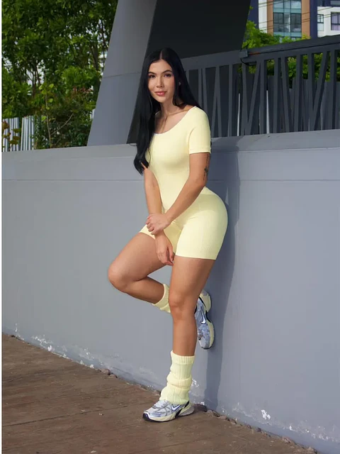 Enterizo Short en Licra Amarillo Mantequilla para Mujer