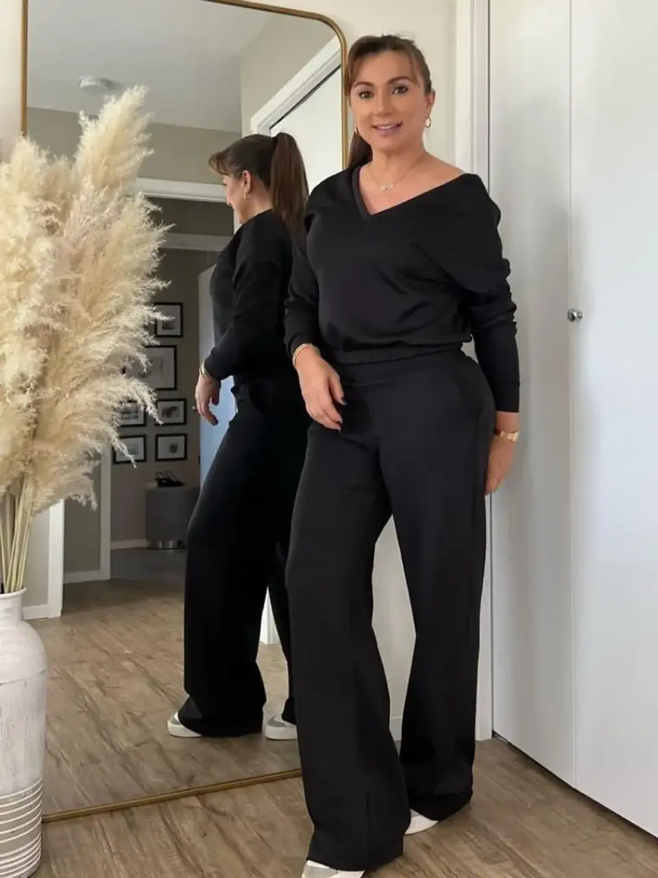 Set de Pantalón y Saco Negro y Café para Mujer 1