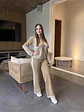 Set Americano de Pantalón y Saco Beige con Blanco - Miniatura 1