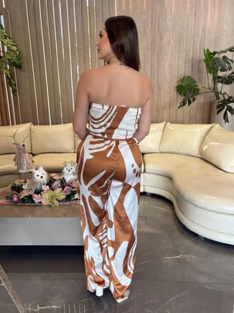 Set Americano de Pantalón y Crop Top Strapless en Seda