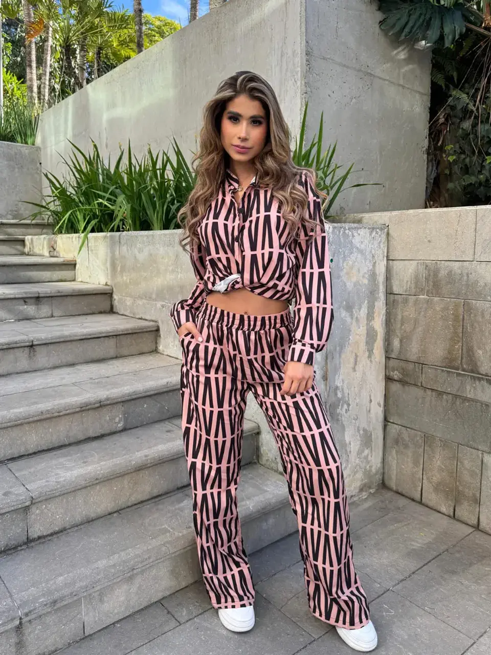Set Estampado de Pantalón y Camisa en Poliéster 1