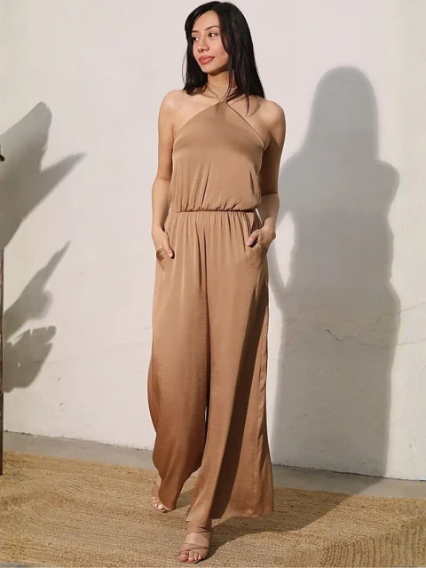 Jumper Americano Beige con Diseño de Cuello para Mujer