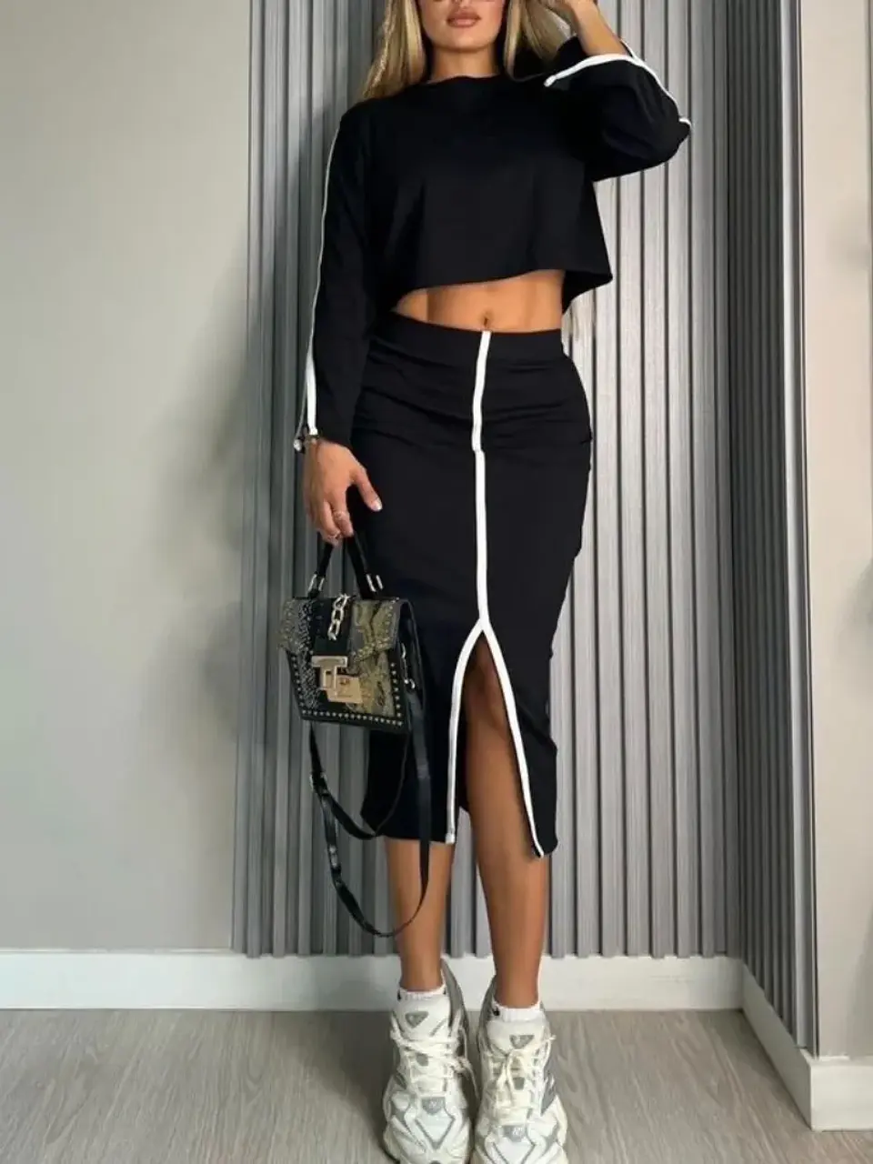 Set de Falda y Crop Top Manga Larga en Rib para Mujer 1