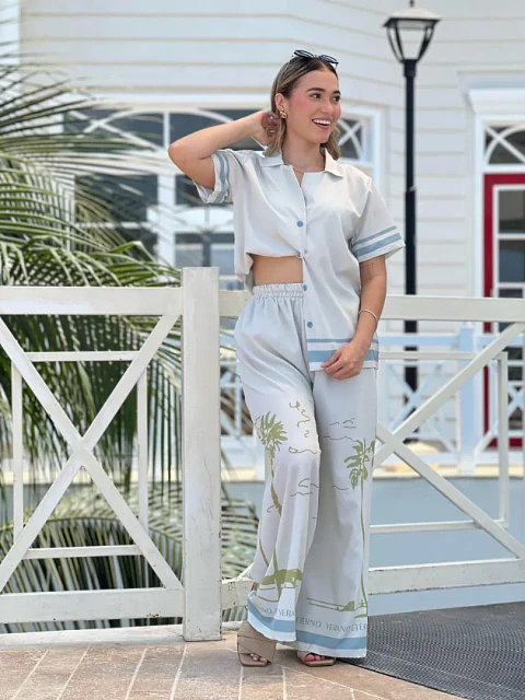 Set Verano Eterno de Pantalón y Camisa Estampada