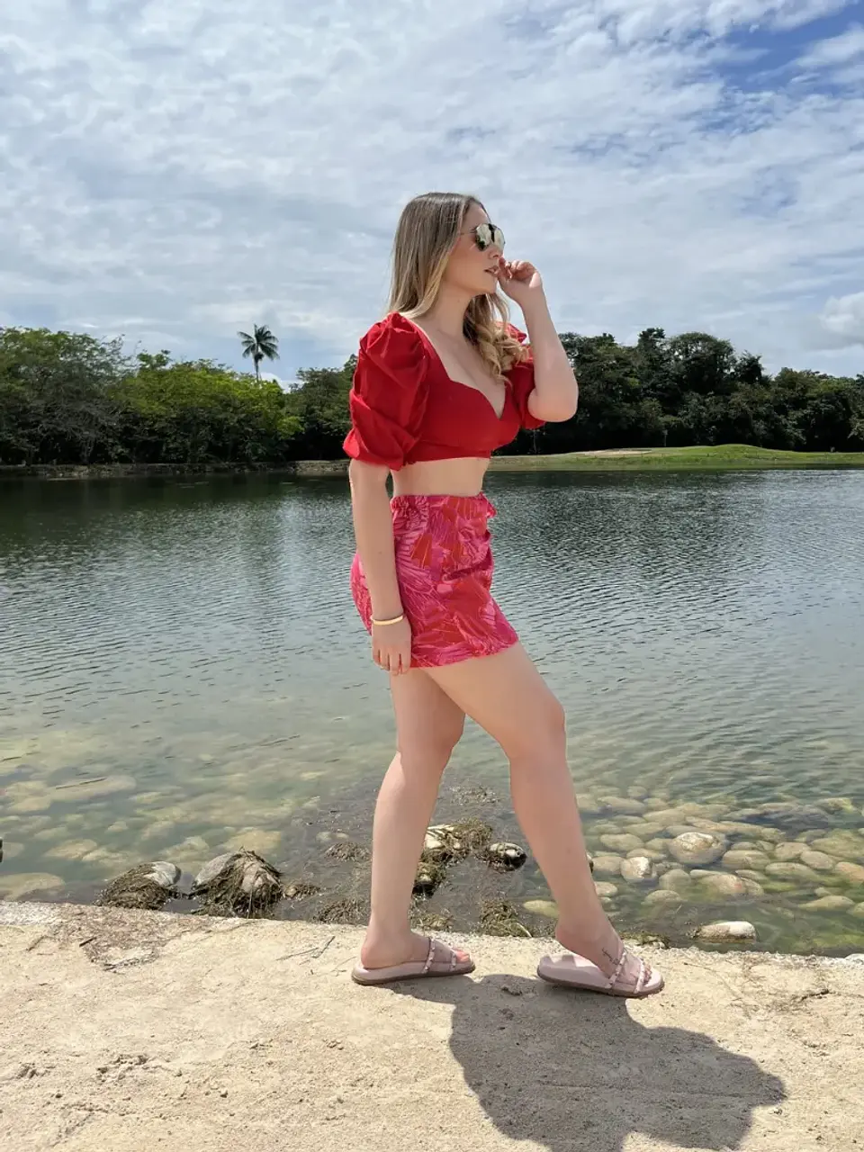 Top Corto Femenino Rojo para Mujer 2