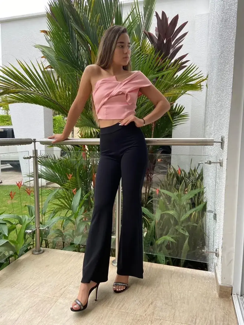 Top Corto Básico para Mujer 1