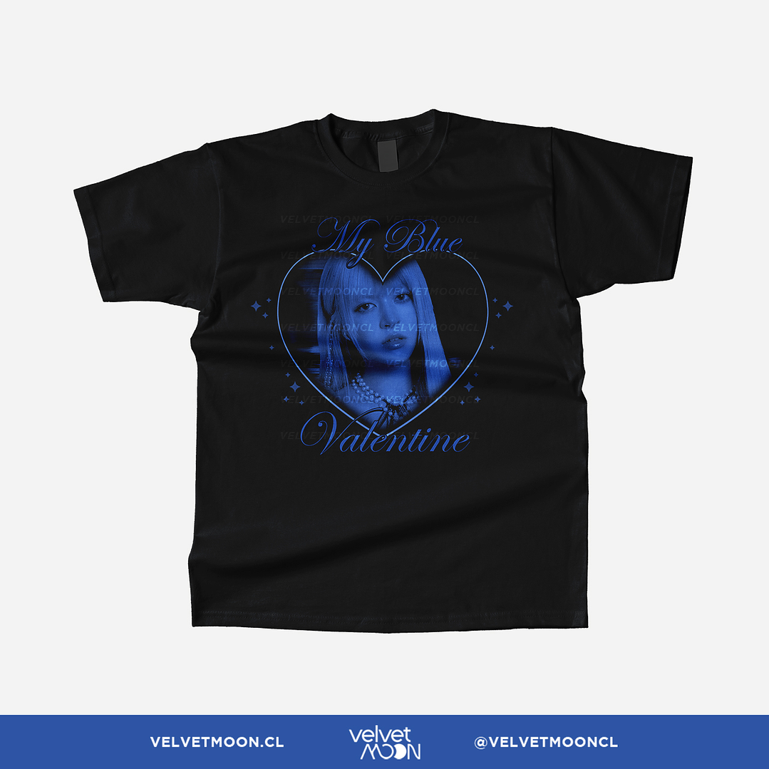 POLERA NMIXX LILY BLUE VALENTINE 2