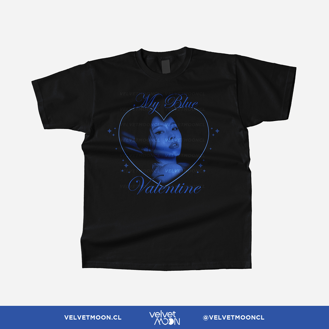 POLERA NMIXX KYUJIN BLUE VALENTINE 2