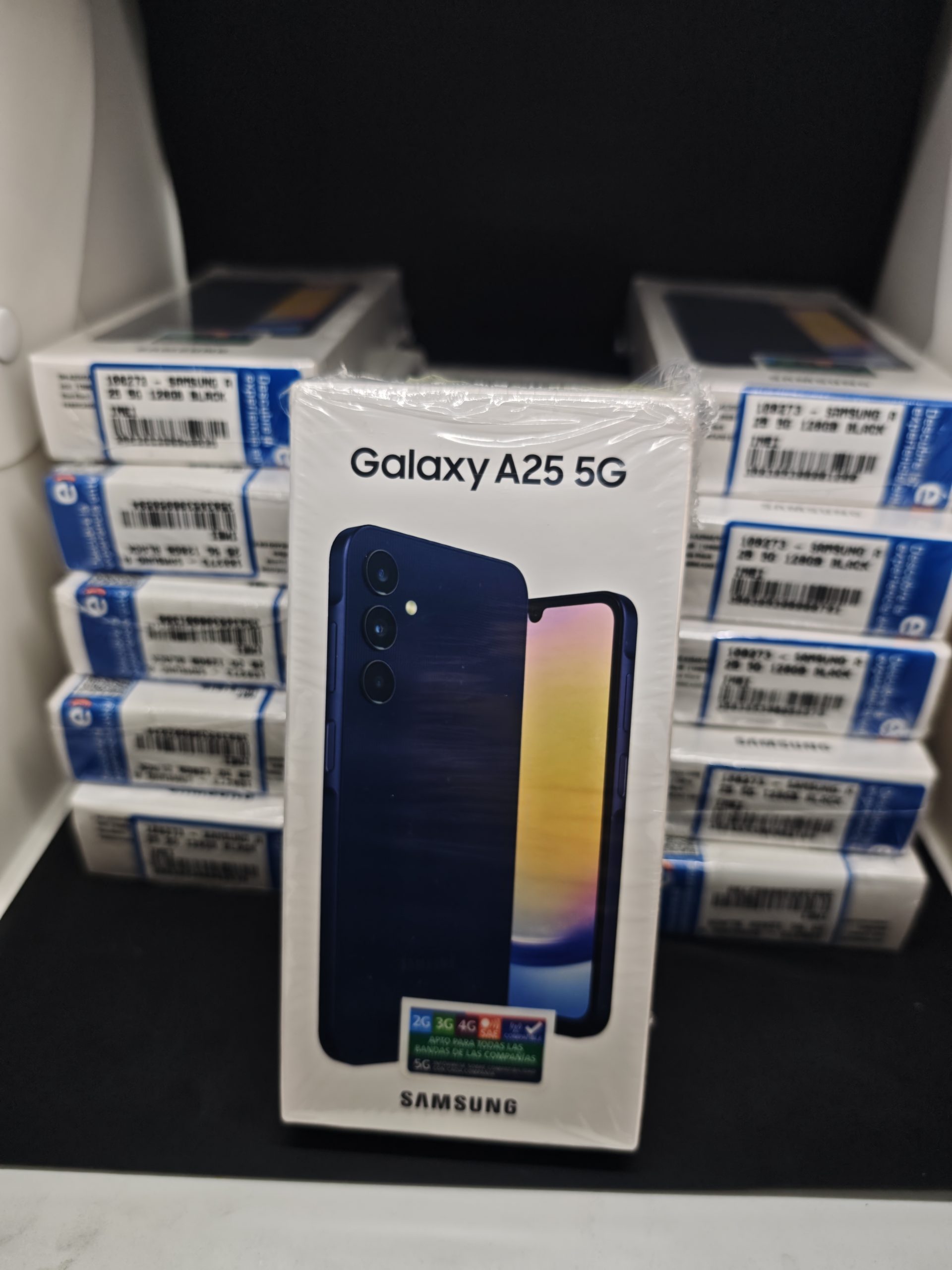 Samsung Galaxy A25 5G de 128GB Nuevos 4