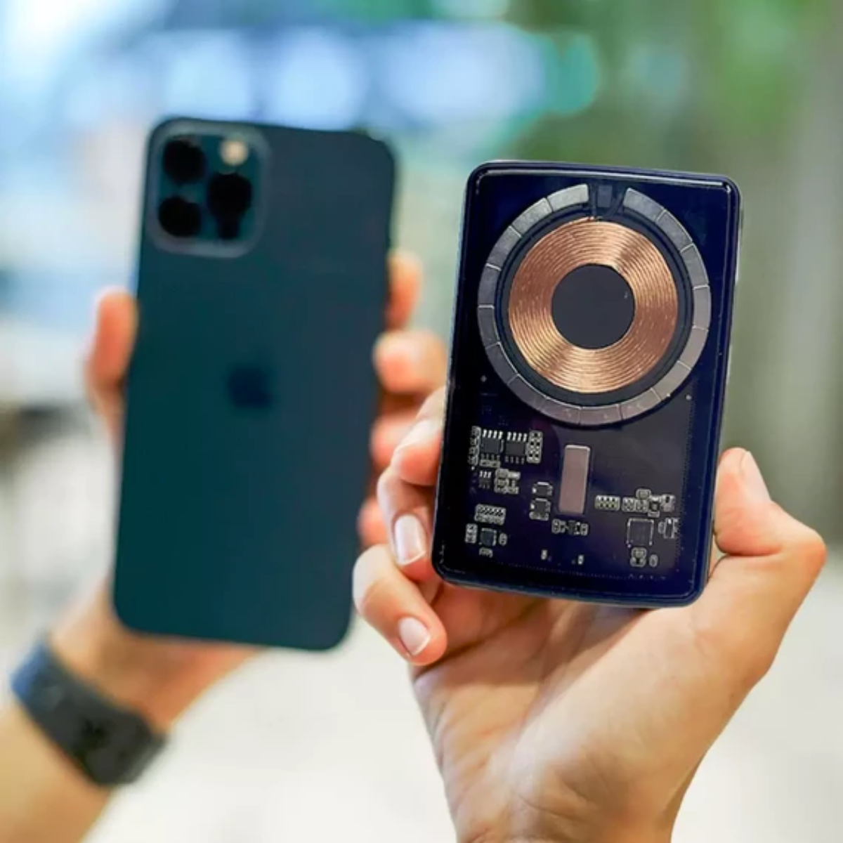 Power Bank Inalámbrica Moxom Litio Carga Rápida 5000 mAh 9