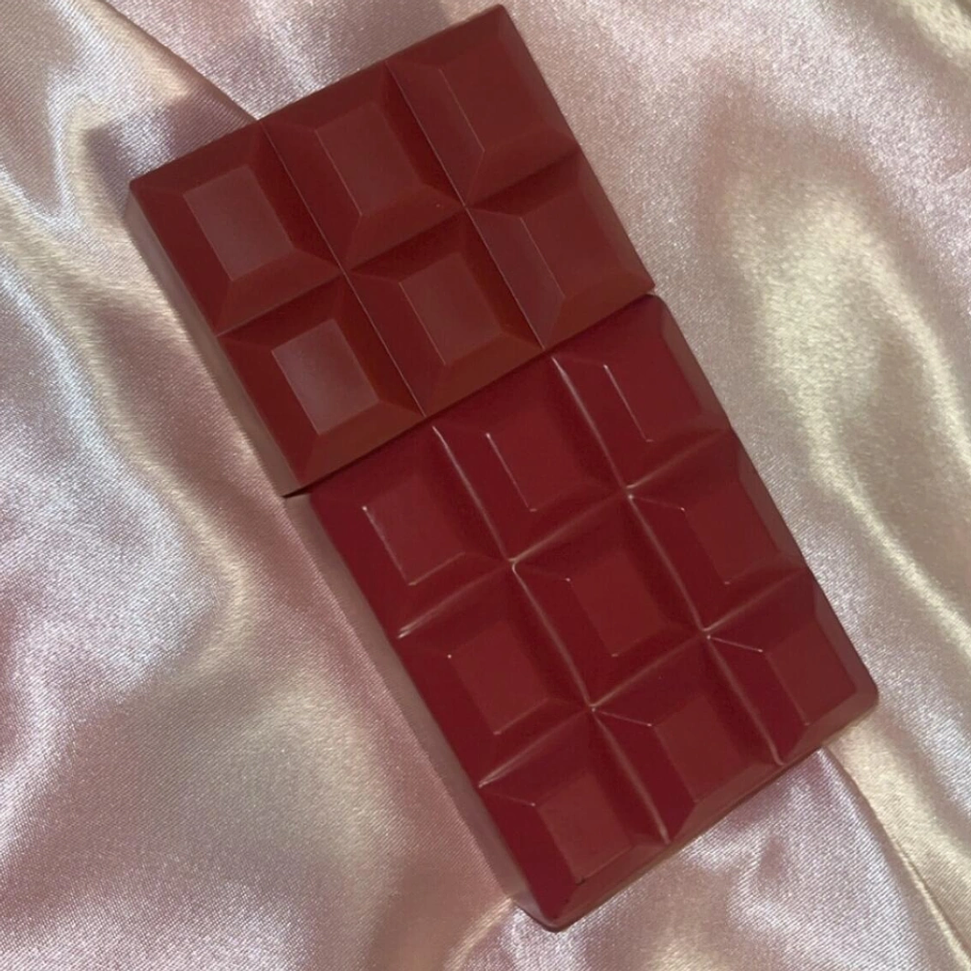 Cherry Baby Sabrina Carpenter Made with Love Edp 75Ml Mujer 3