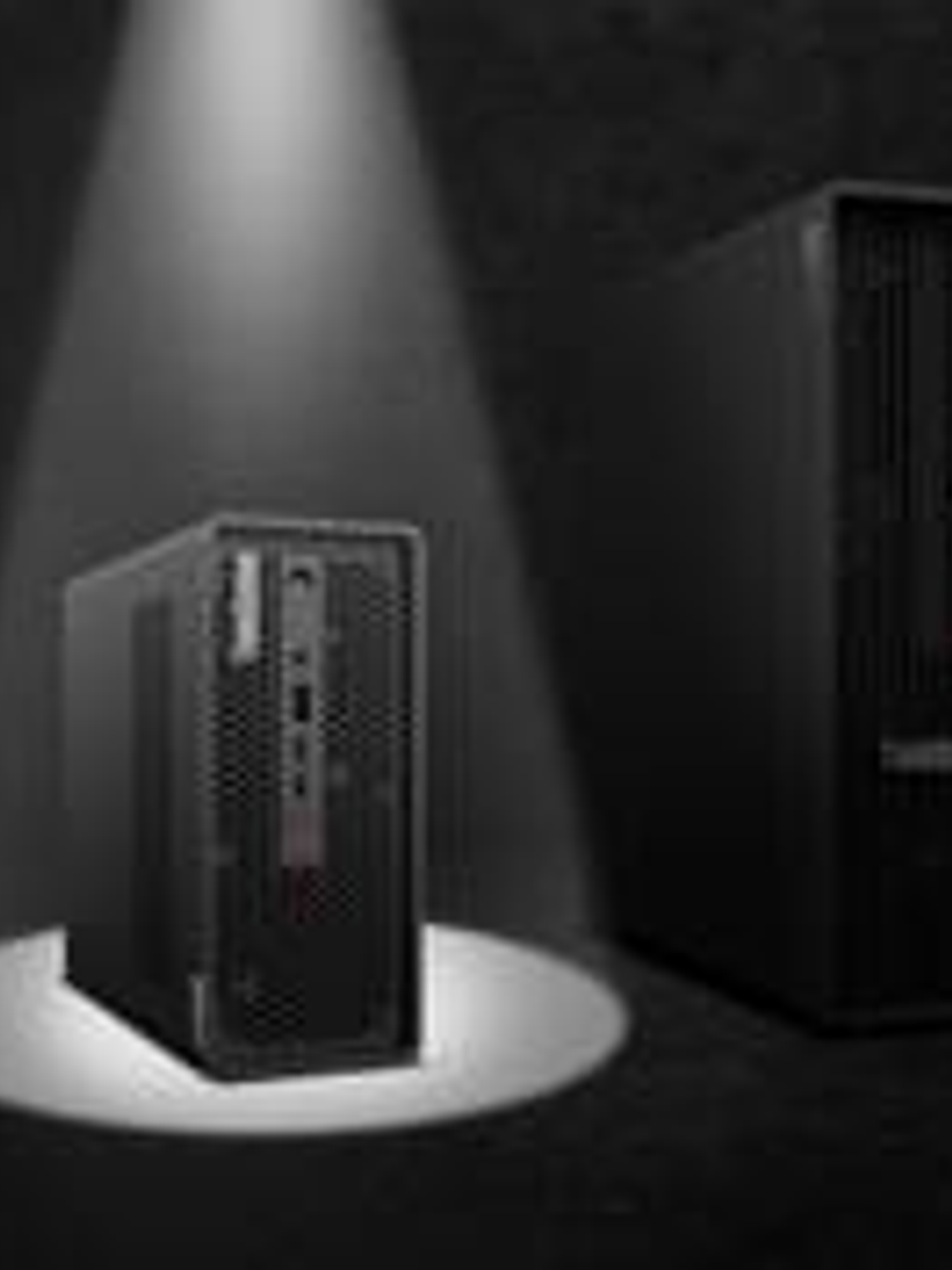 Workstation Lenovo ThinkStation P3 Tower i9-14900 32GB 1TB SSD RTX 2000 Ada Windows 11 Pro 3