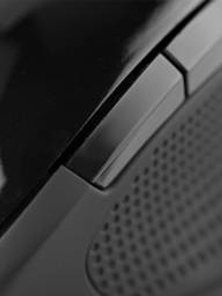 Klip Xtreme Mouse Semi Vertical Inalámbrico Negro KMW-500BK - Ergonómico 1