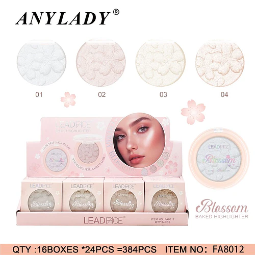 Iluminador 4 Tonos Chuys Beautys para un Brillo Natural - COSMIVA | Chuy's Beautys
