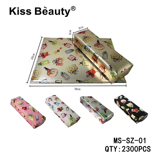Organizador plegable multiusos Kiss Bèauty con estampado de cosméticos - Chuys Beautys | Chuy's Beautys