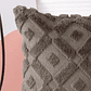 FUNDA DE COJIN  TEXTURA GEOMETRICA LANA CORTA Y TERCIOPELO 30 X 50 GRIS PARDO - Miniatura 5