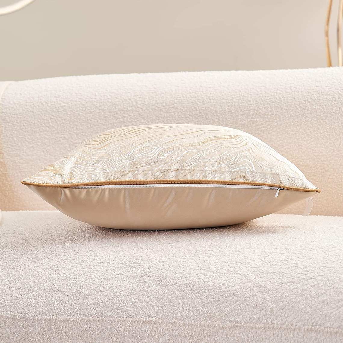 FUNDA DE COJIN BORDADO 50 X 50 JHA BEIGE 6