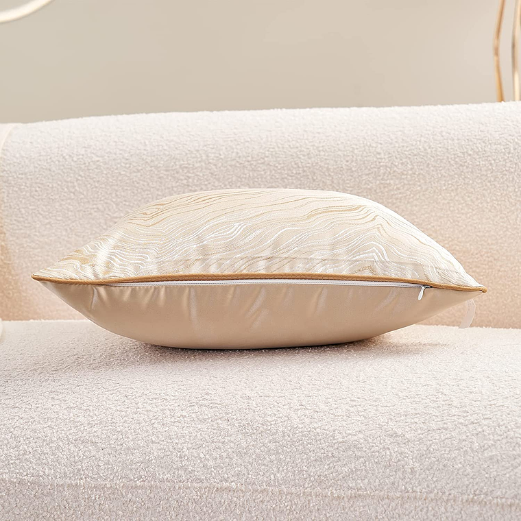 FUNDA DE COJIN BORDADO 50 X 50 JHA BEIGE 6