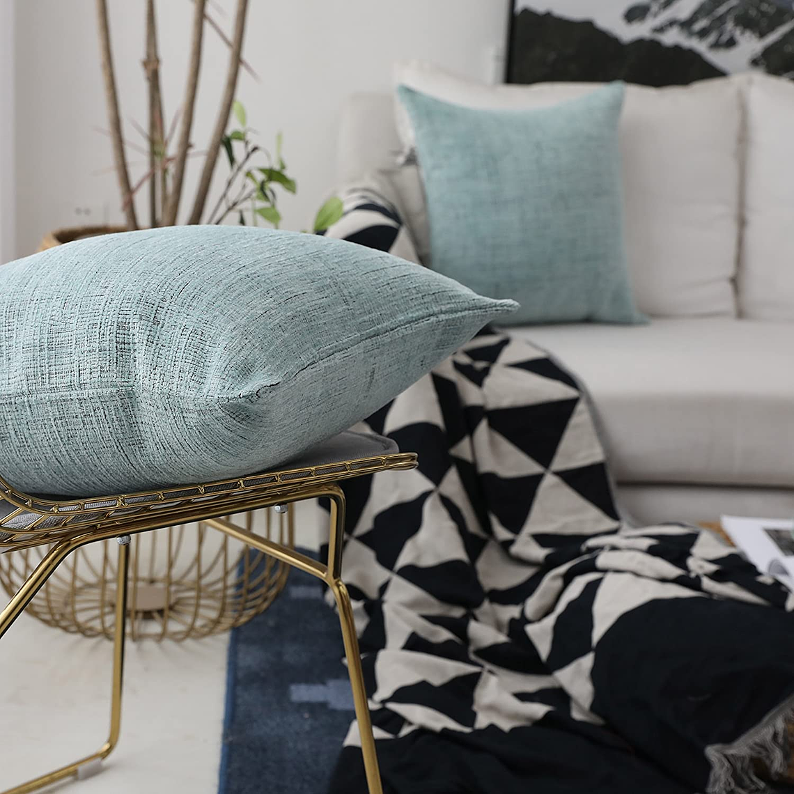 FUNDA DE COJIN  CON CHENILLE TEXTURIZADO  45 X 45 VERDE AZULADO 3