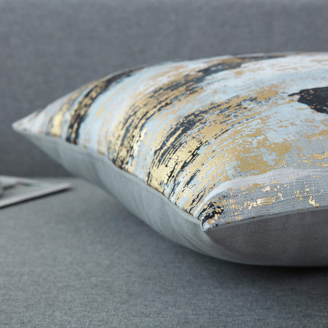 FUNDA DE COJIN 100% TERCIOPELO 45 X 45 NEGRO DORADO 4