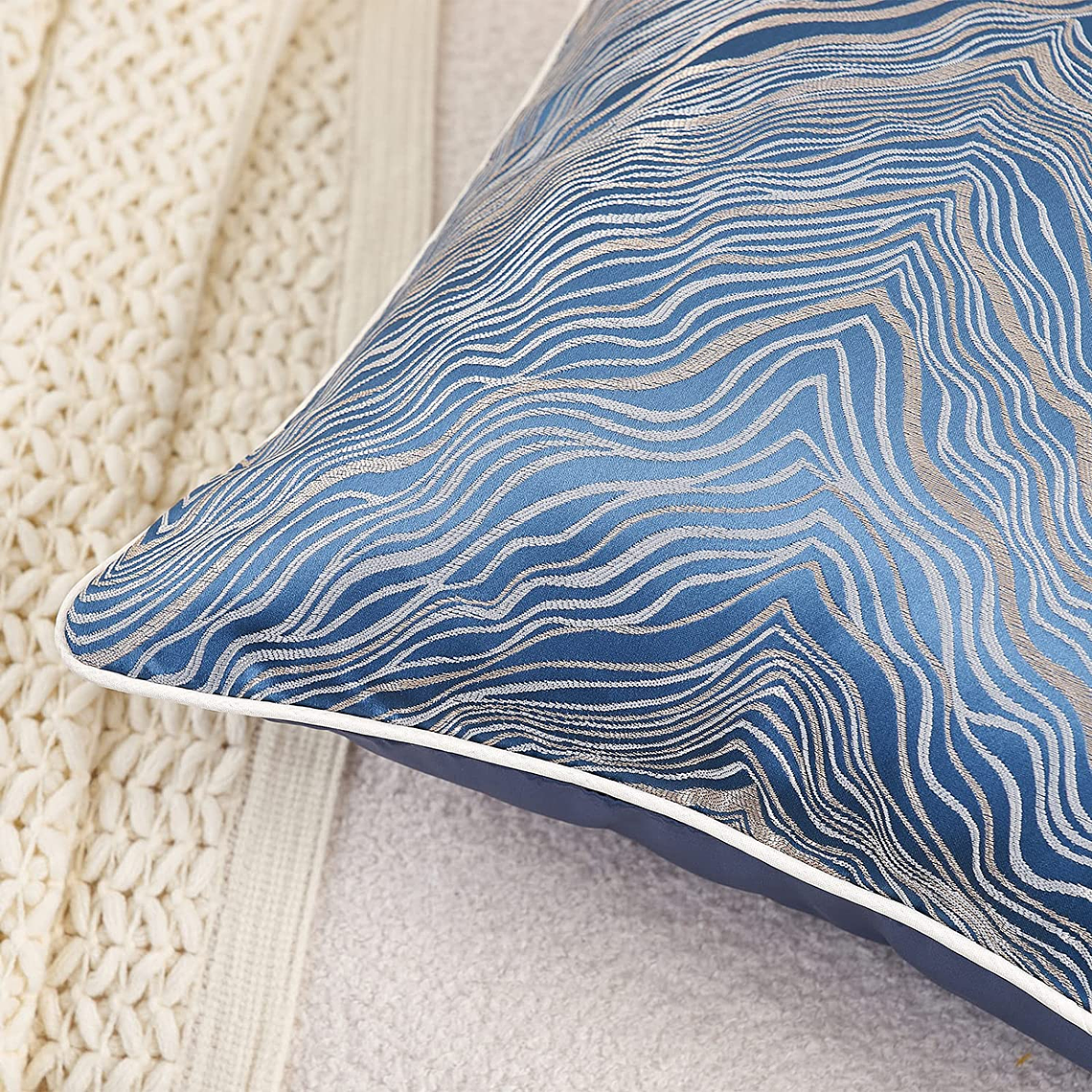 FUNDA DE COJIN DE LUJO DECORATIVO BORDADO 30X50 AZUL MARINO 4