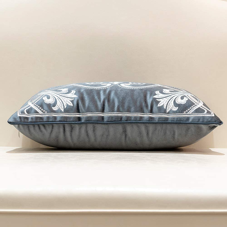 FUNDA DE COJIN 100% TERCIOPELO  ESTILO BOHEMIO 30 X 50 GRIS 3