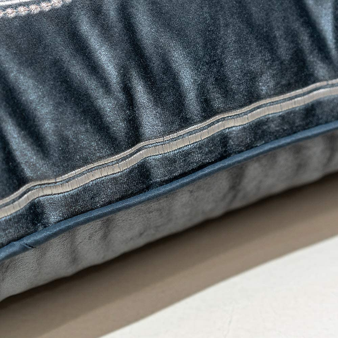 FUNDA DE COJIN 100% TERCIOPELO  ESTILO BOHEMIO 30 X 50 GRIS 6