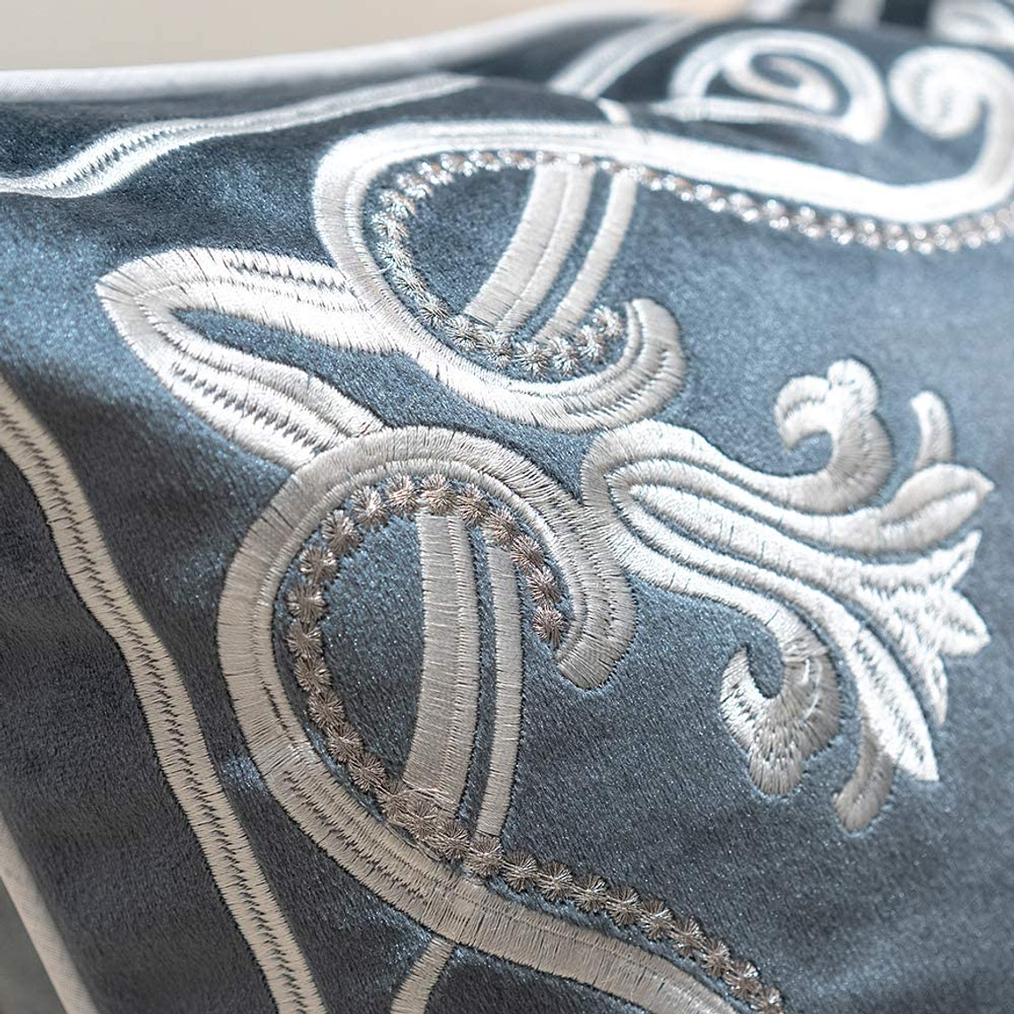 FUNDA DE COJIN 100% TERCIOPELO  ESTILO BOHEMIO 50 X 50 GRIS 6