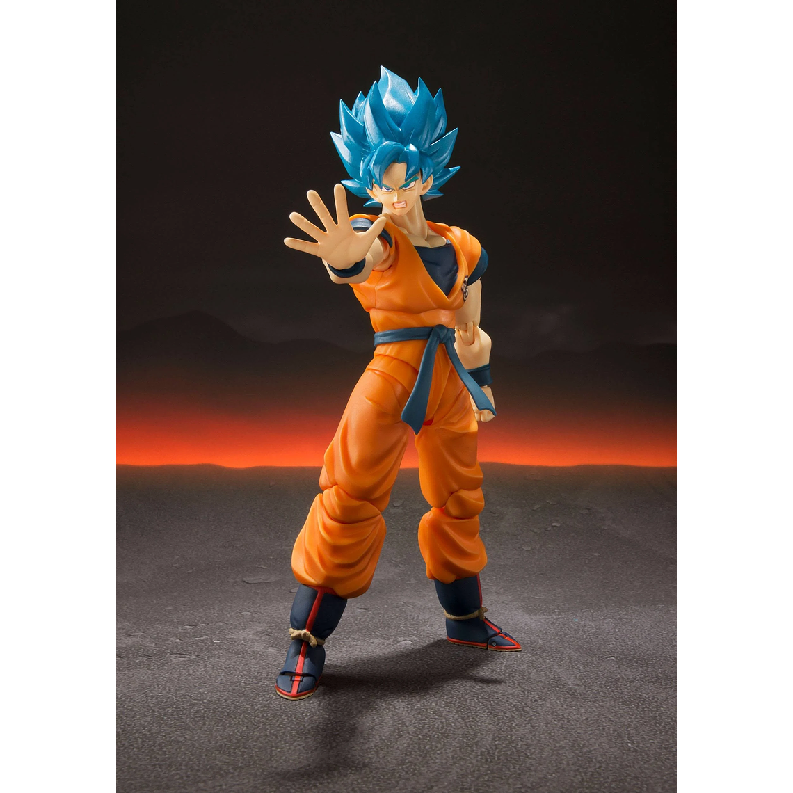 Super Saiyan God Goku Dragon Ball Super: Broly Bandai S.H. Figuarts 4