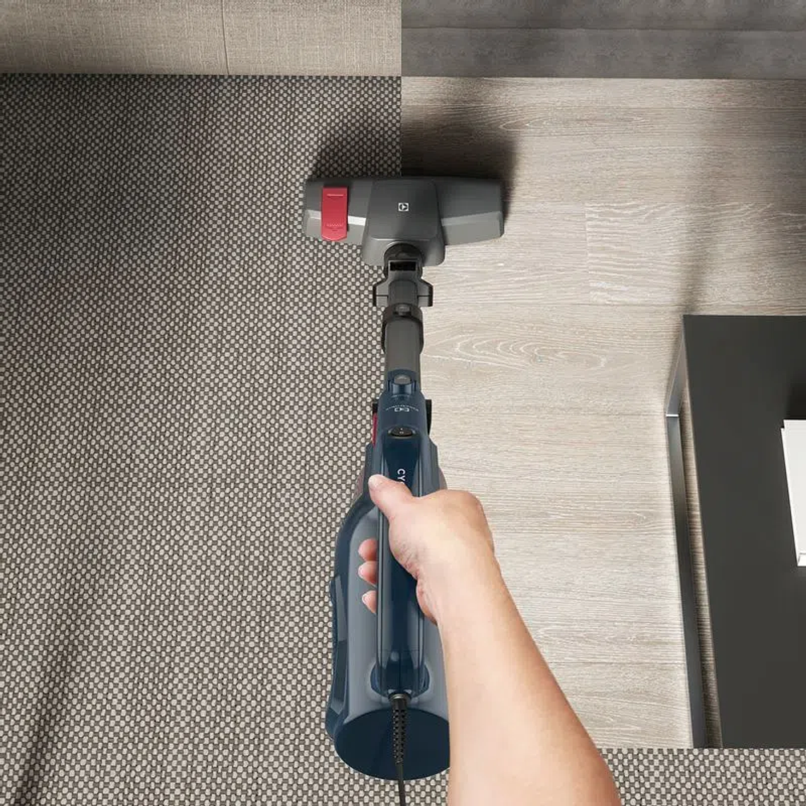 ASPIRADORA VERTICAL CON CABLE ELECTROLUX 1300W CICLÓNICA 3 EN 1 CON FILTRO HEPA PTE10 AZUL 4