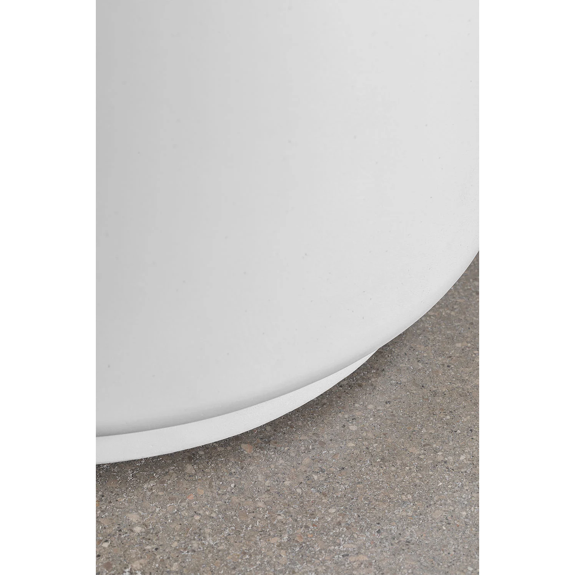 Mesa lateral Redonda de Cemento Blanco Brillante (Ø35 cm) Darwys 3