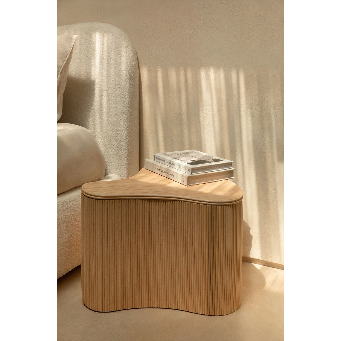 Mesa lateral con Almacenaje en Ratán 39 cm Carmie 1