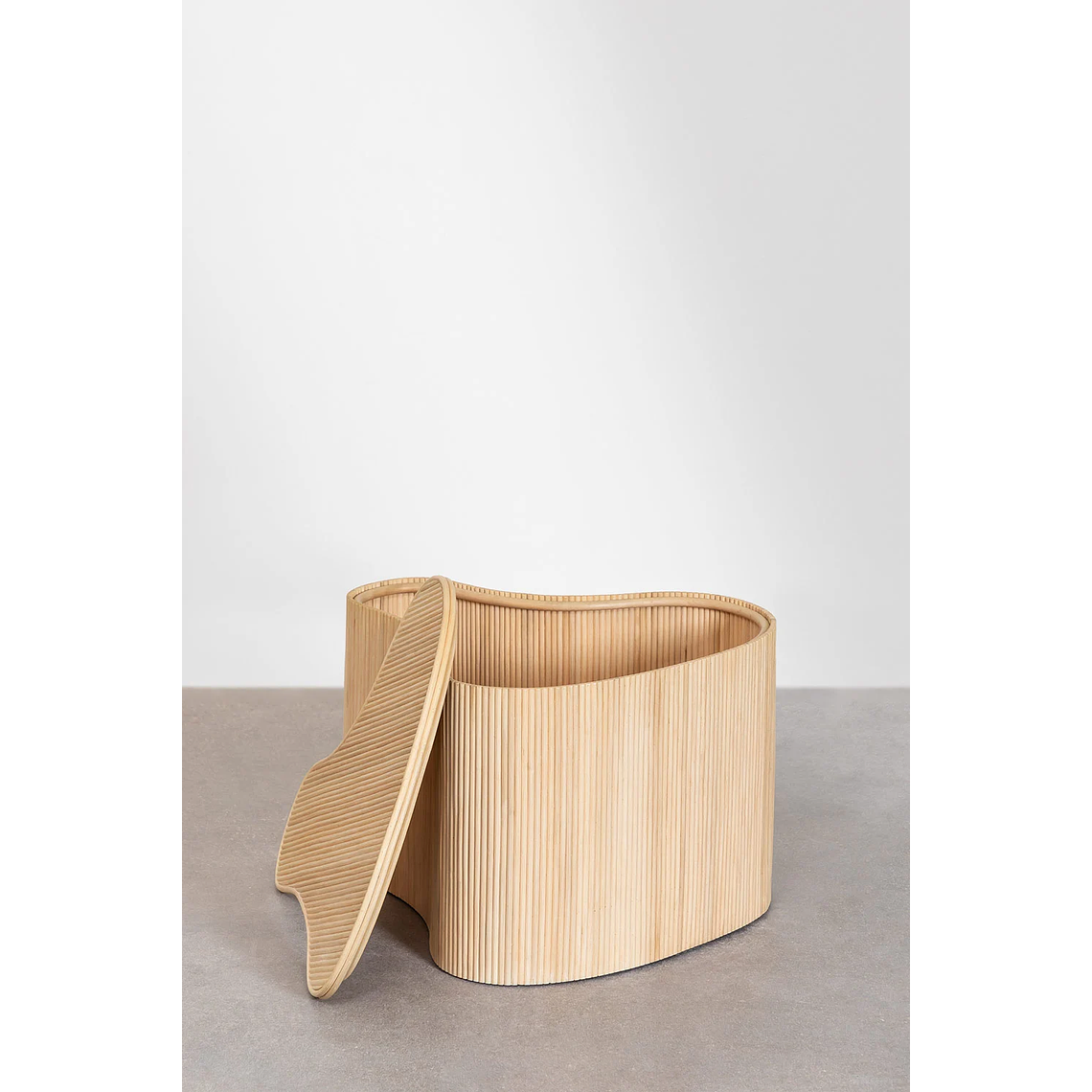 Mesa lateral con Almacenaje en Ratán 39 cm Carmie 4