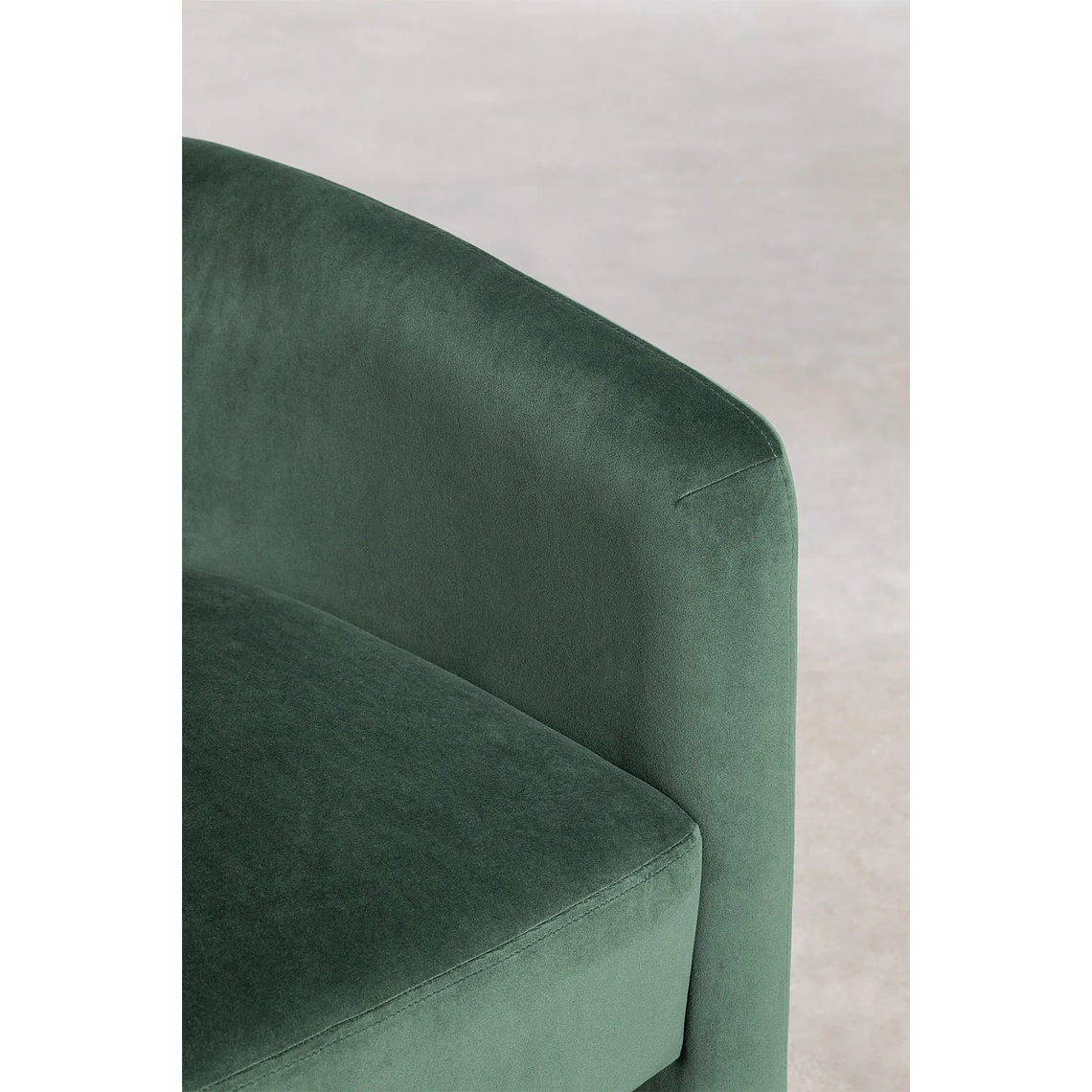 Poltrona en Terciopelo Xastru color verde jungla 5