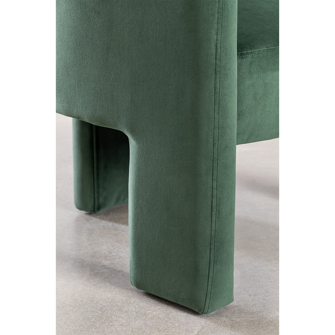 Poltrona en Terciopelo Xastru color verde jungla 6