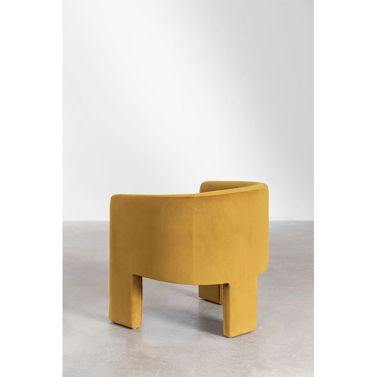 Poltrona en Terciopelo Xastru color mostaza 3