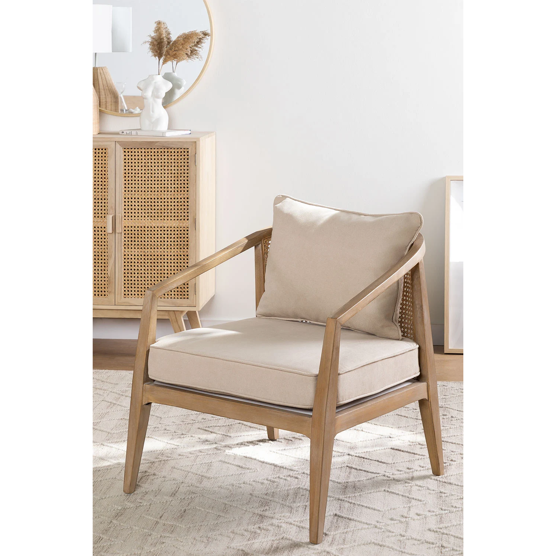 Poltrona en Madera Kairos color beige crema