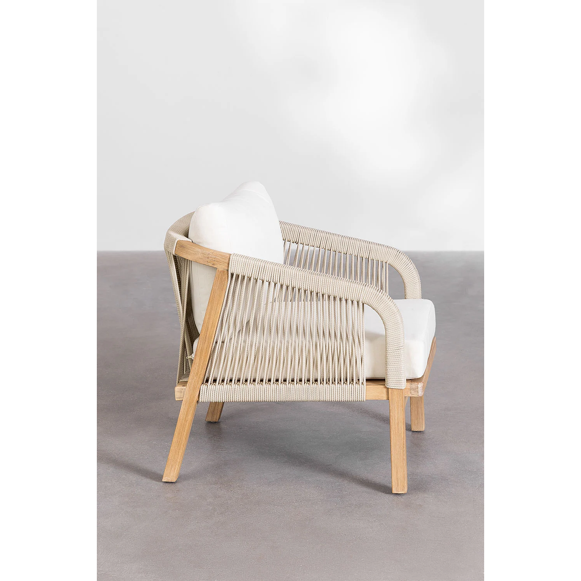 Poltrona en madera de acacia Dubai 3