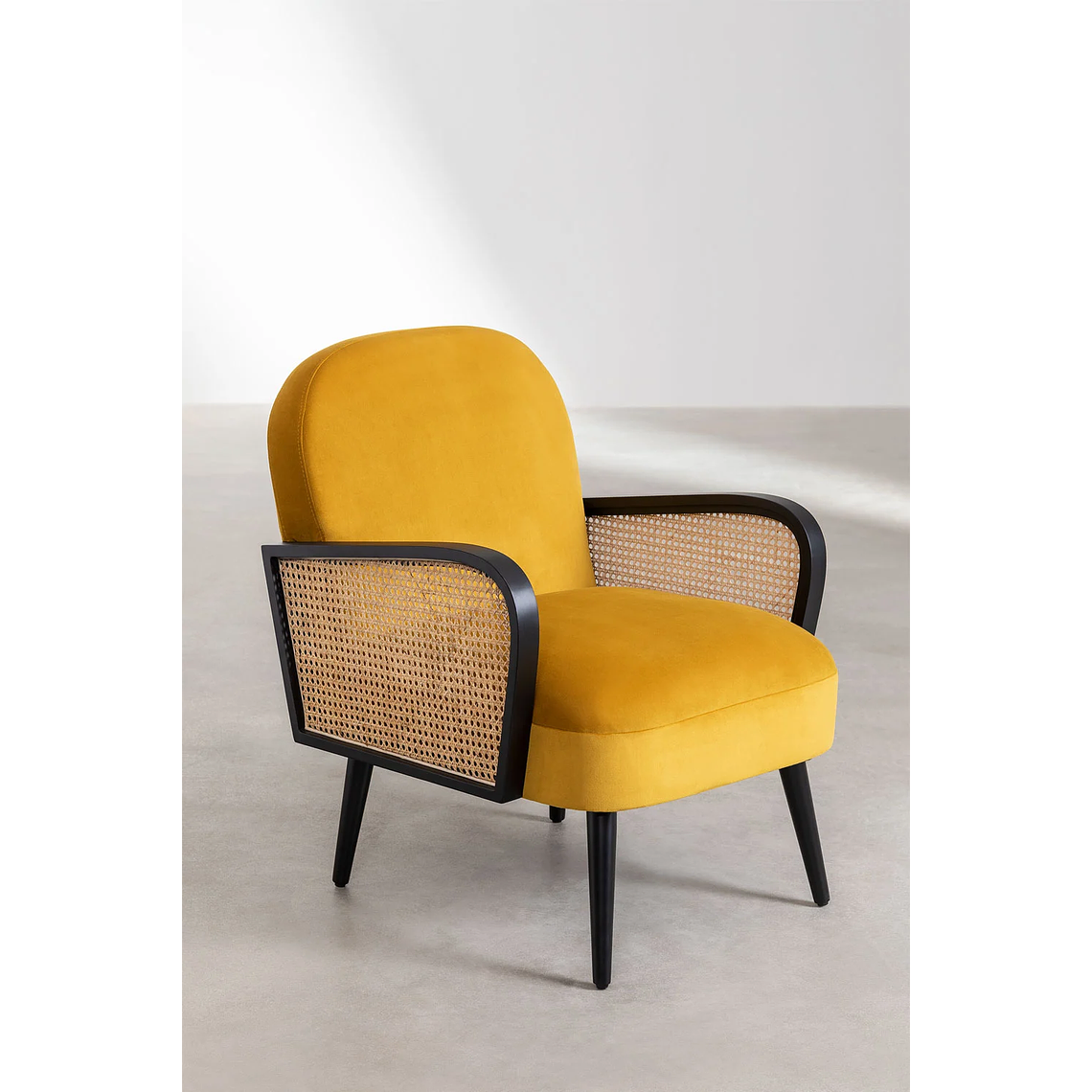 Poltrona en Terciopelo Icon Style mostaza 1