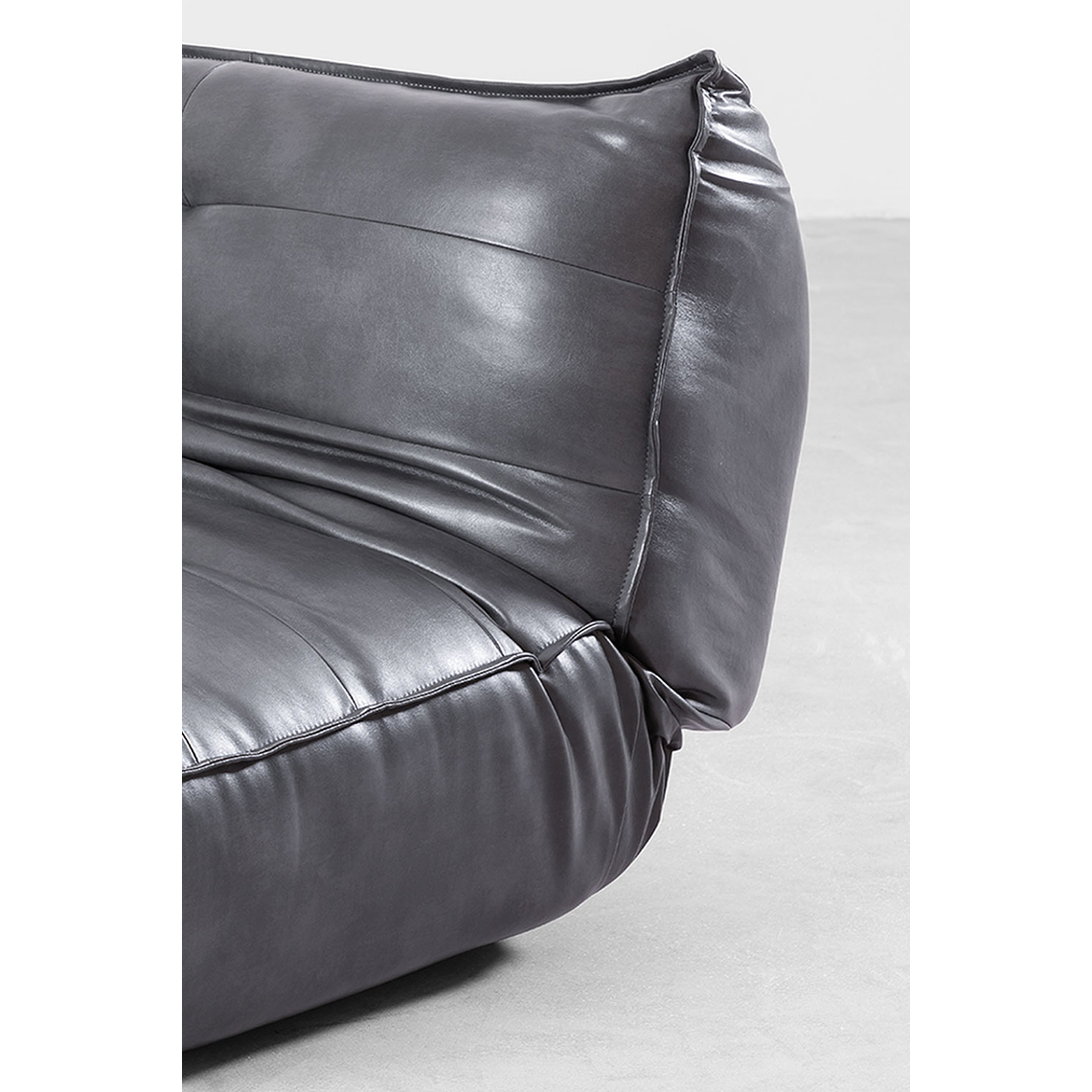 Sofá Cama de 3 Plazas en Polipiel Mati color gris 2