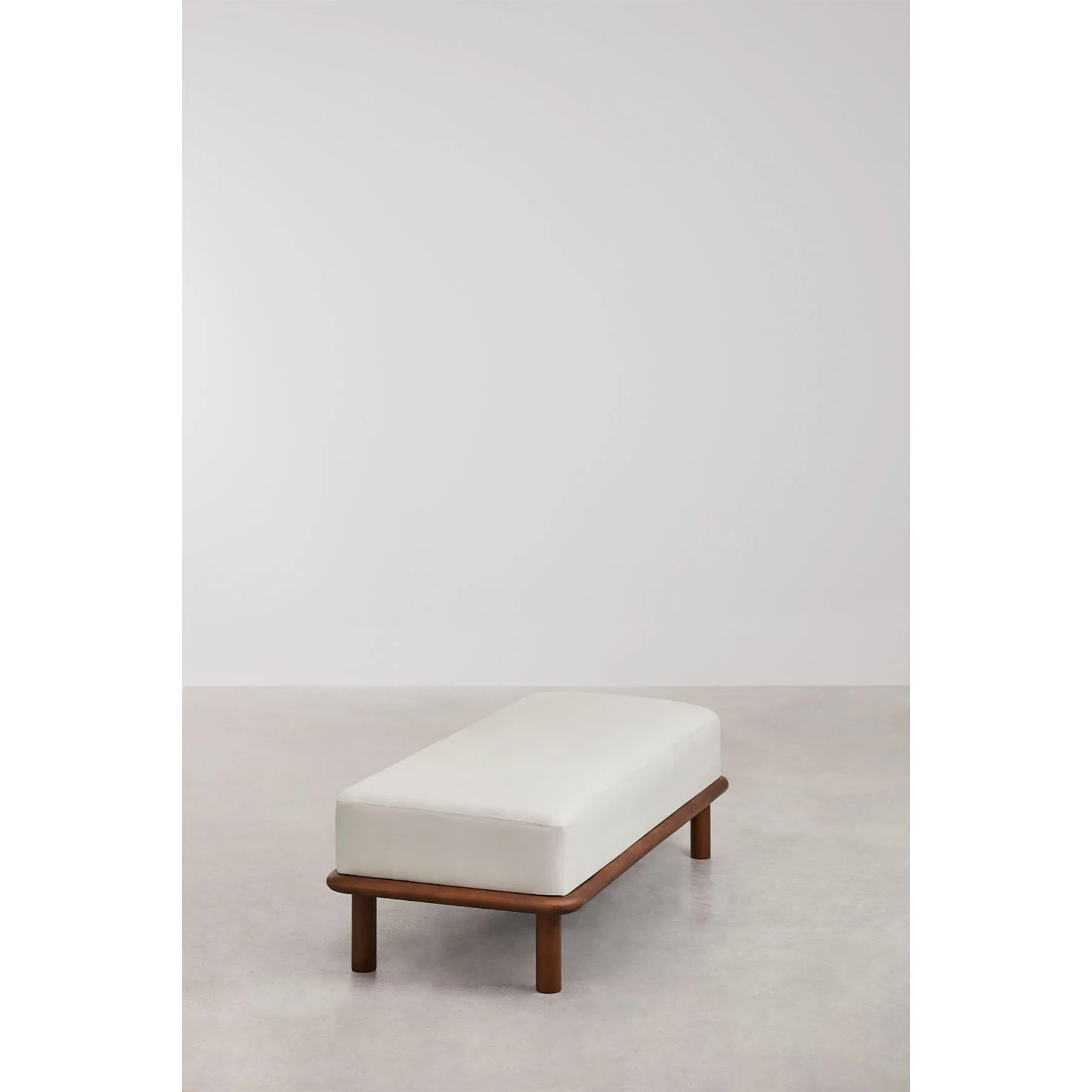 Banqueta en madera de caucho y tela Veral 100 cm blanco